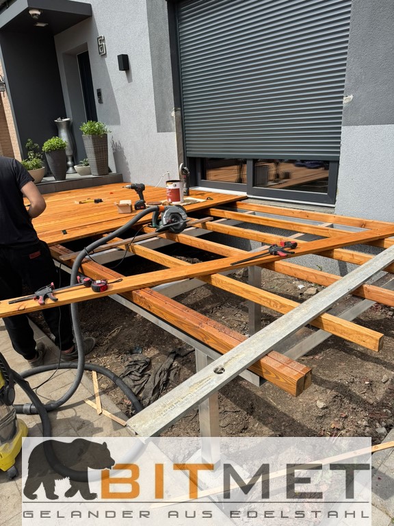 konstrukcja tarasu z aluminium